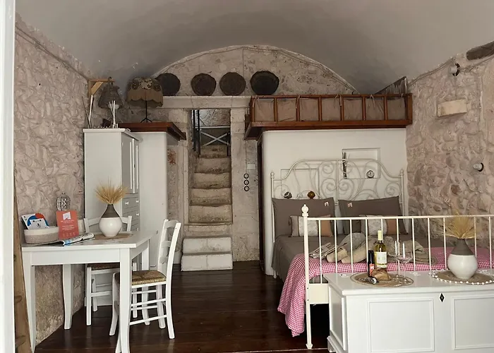 Nel Vico Antico